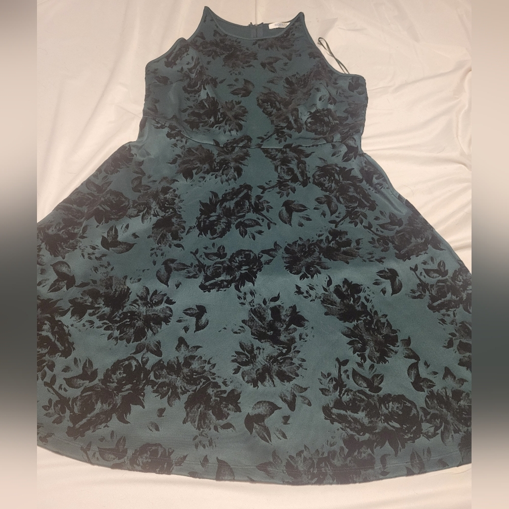 Floral Patterned Womens Dress - dark green and Black